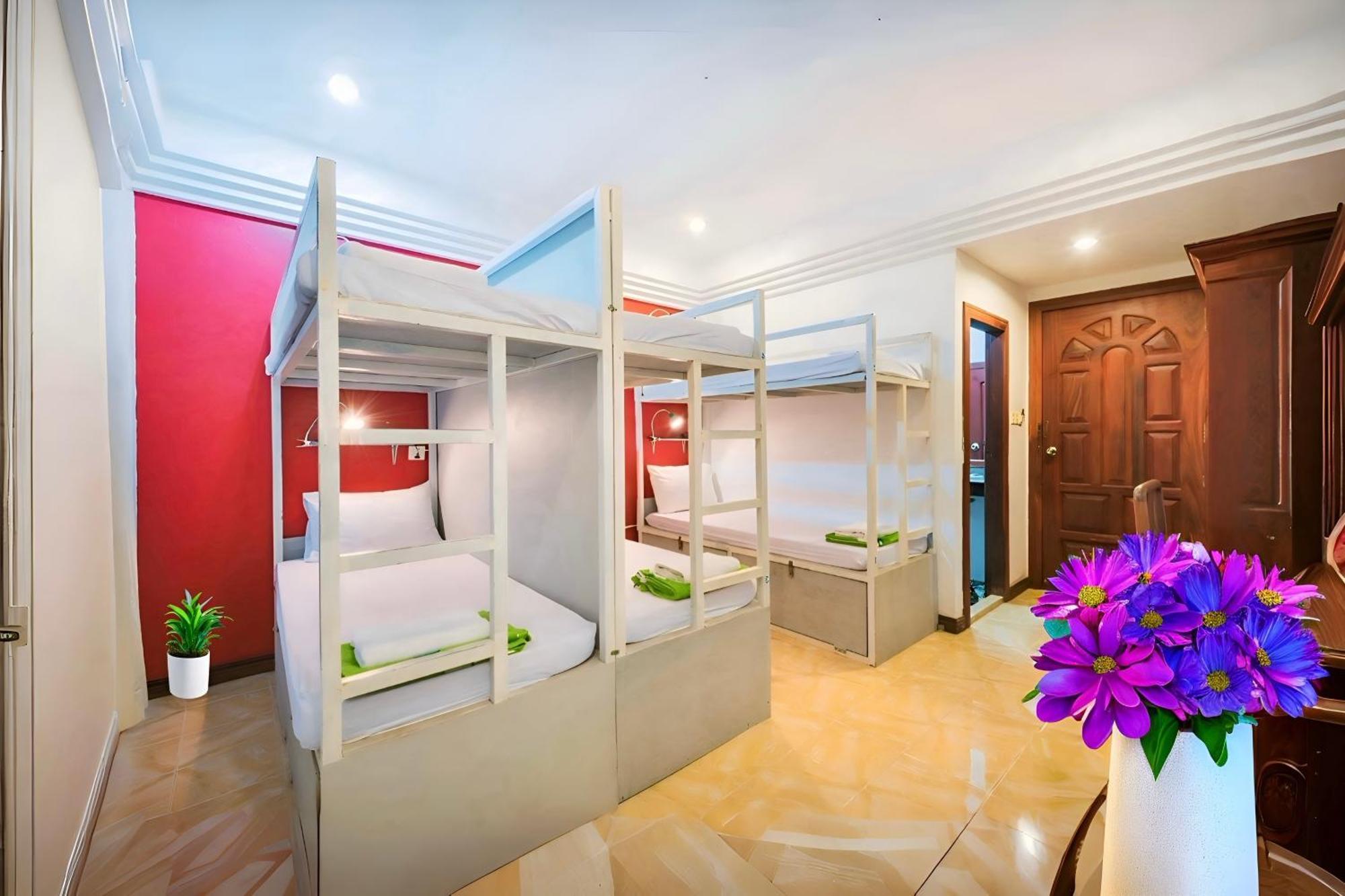 Vplus Hotel Сием Реап Екстериор снимка