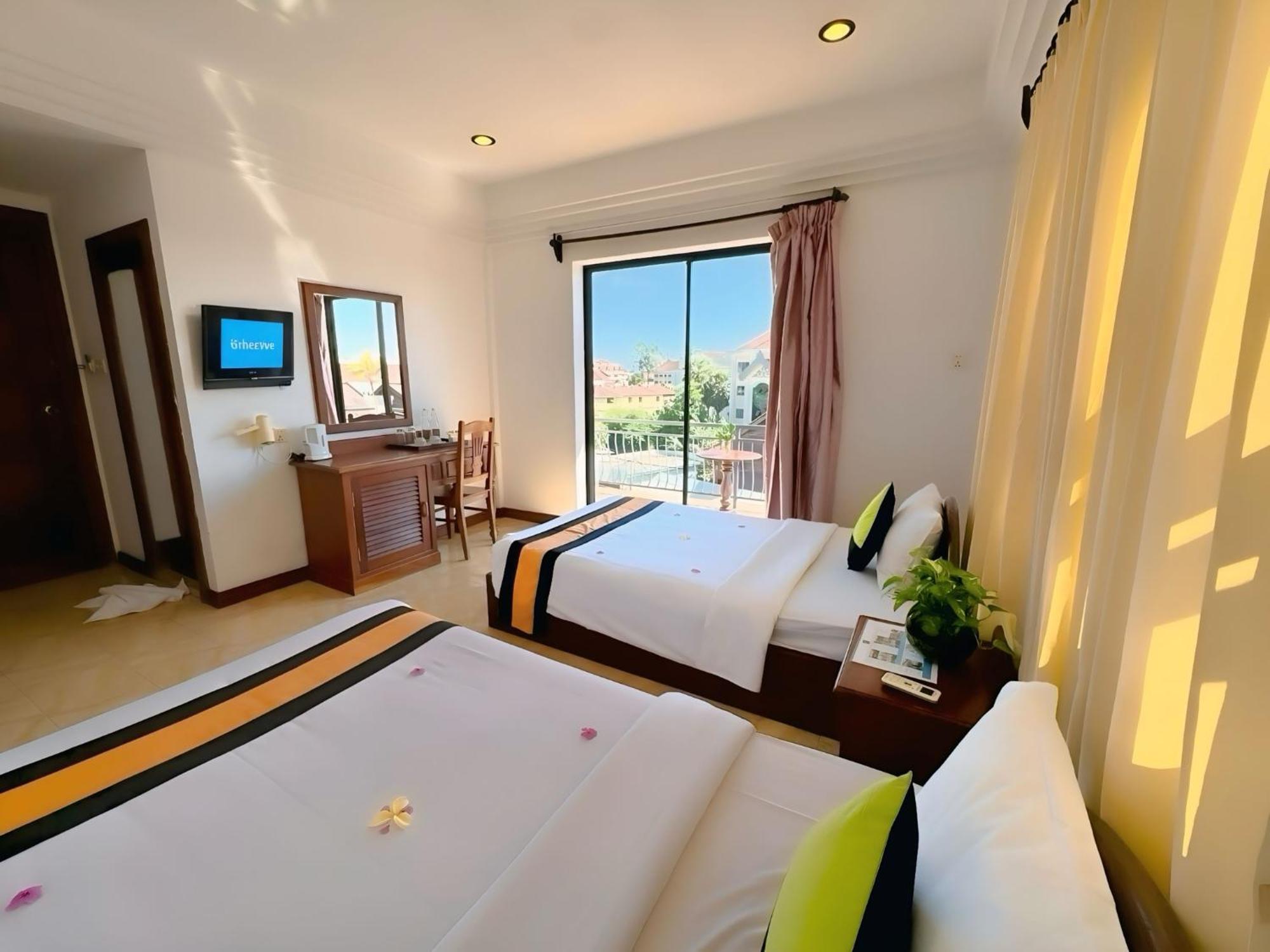 Vplus Hotel Сием Реап Екстериор снимка