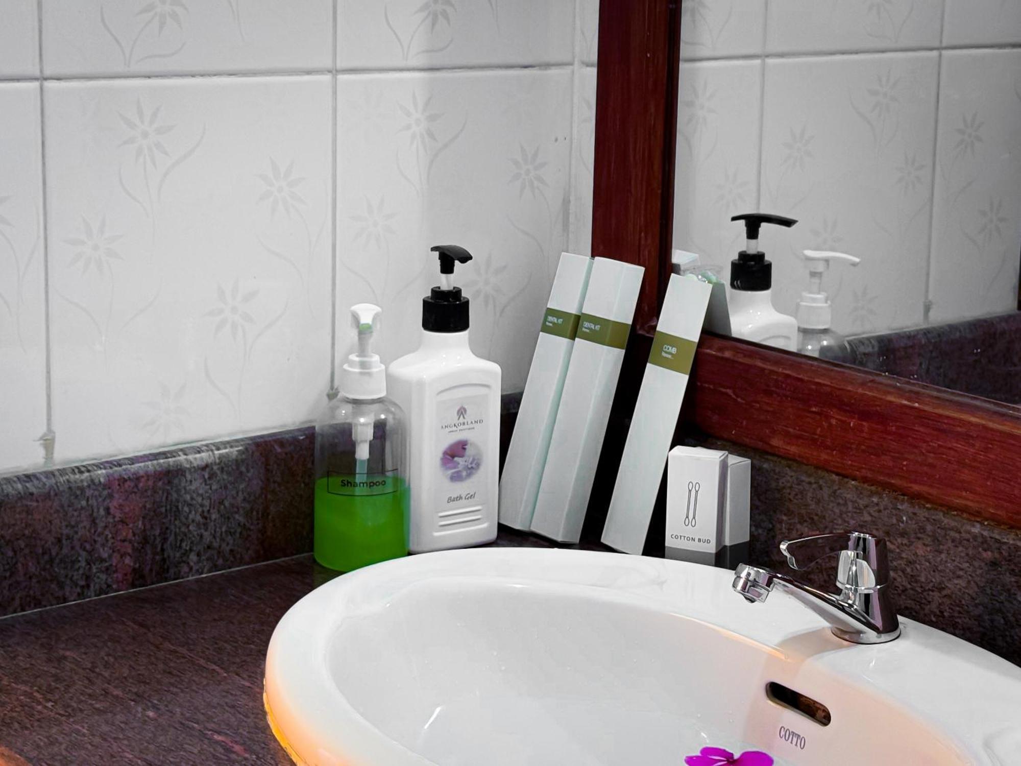 Vplus Hotel Сием Реап Екстериор снимка